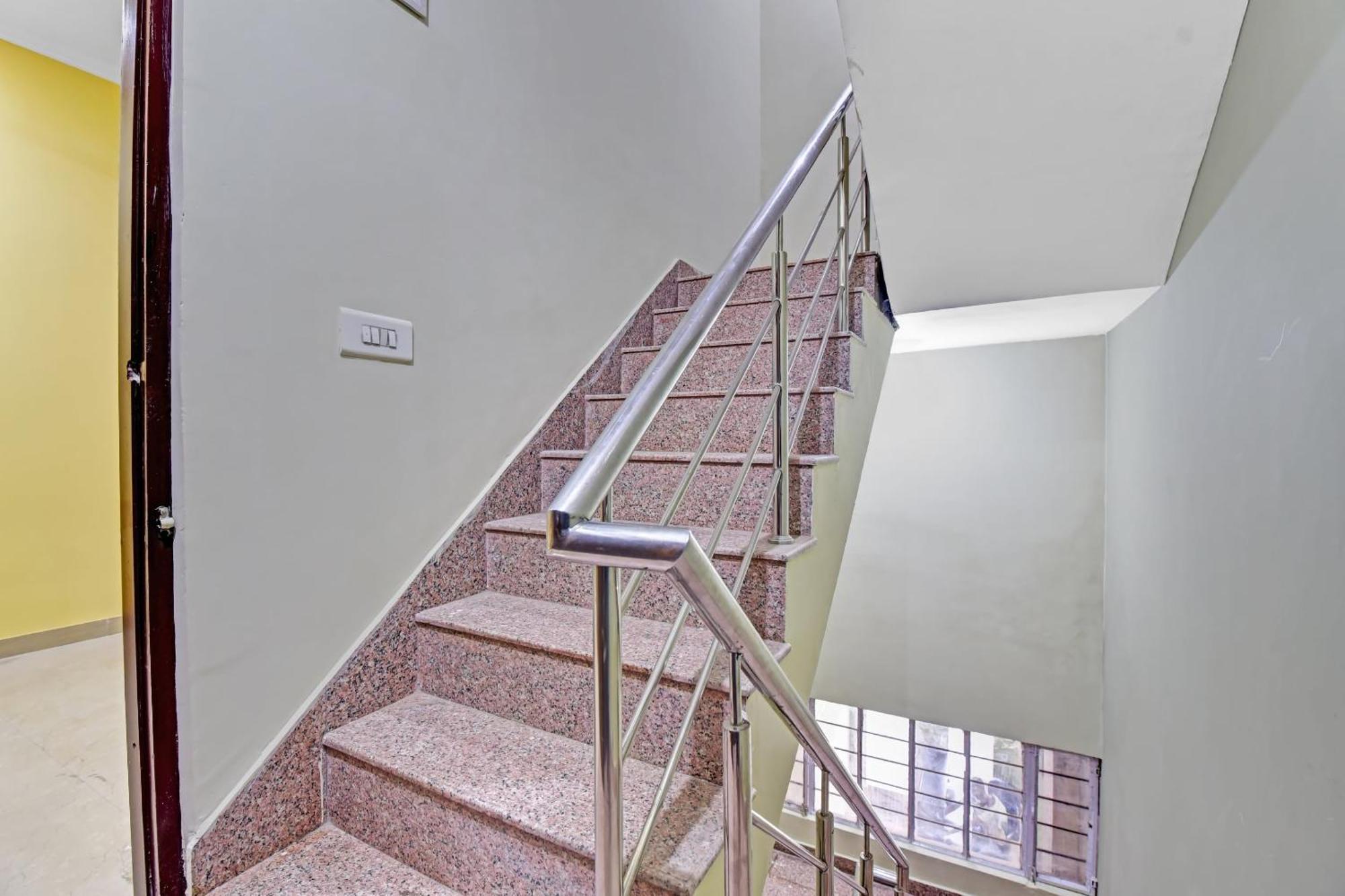 Hotel O Daily Jaipur Luaran gambar